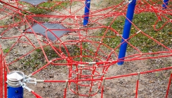 childrens-playground-made-from-rope-28