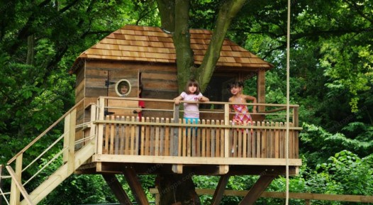 дом на дереве для детей